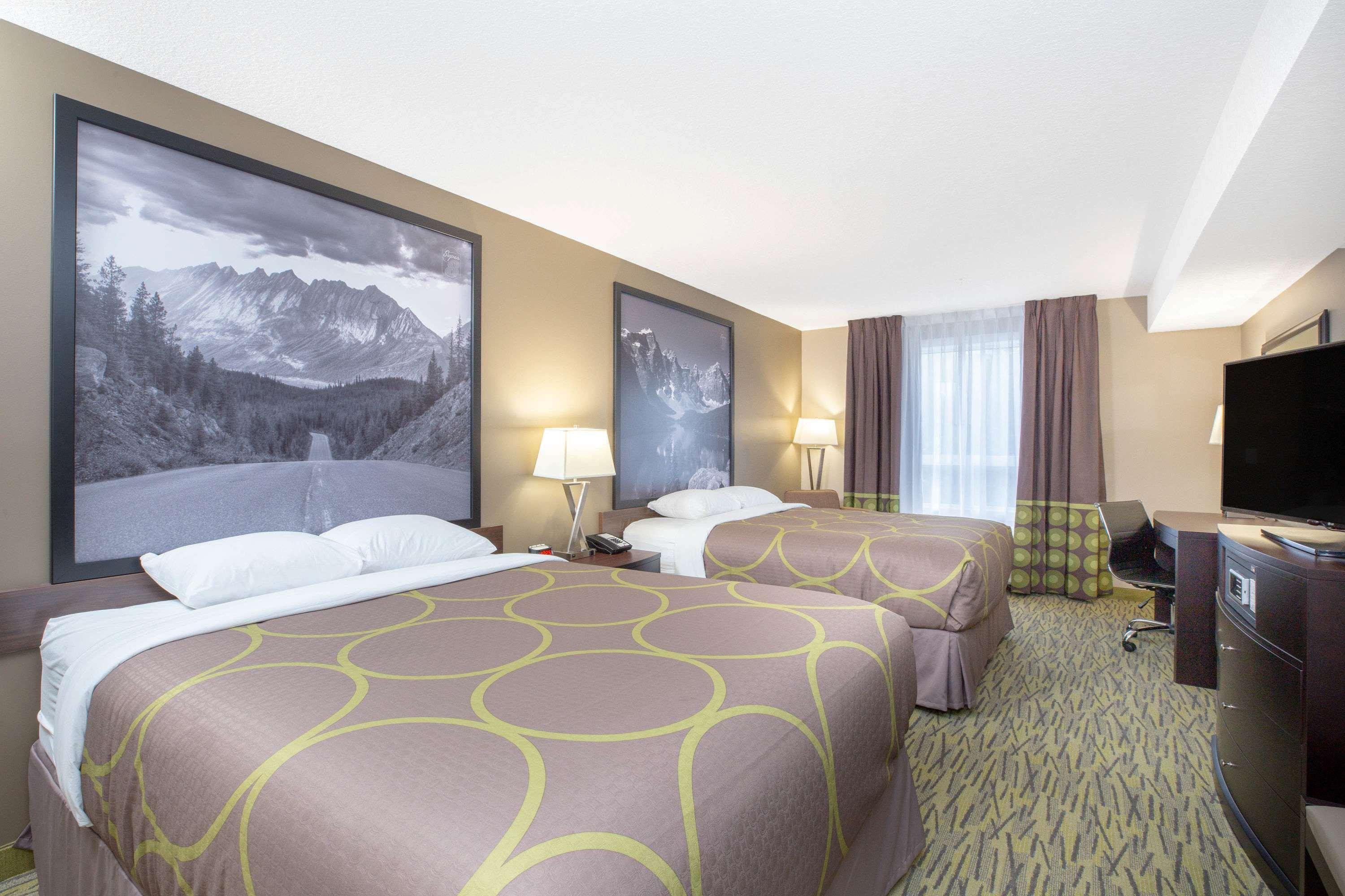 Super 8 By Wyndham Canmore Zewnętrze zdjęcie