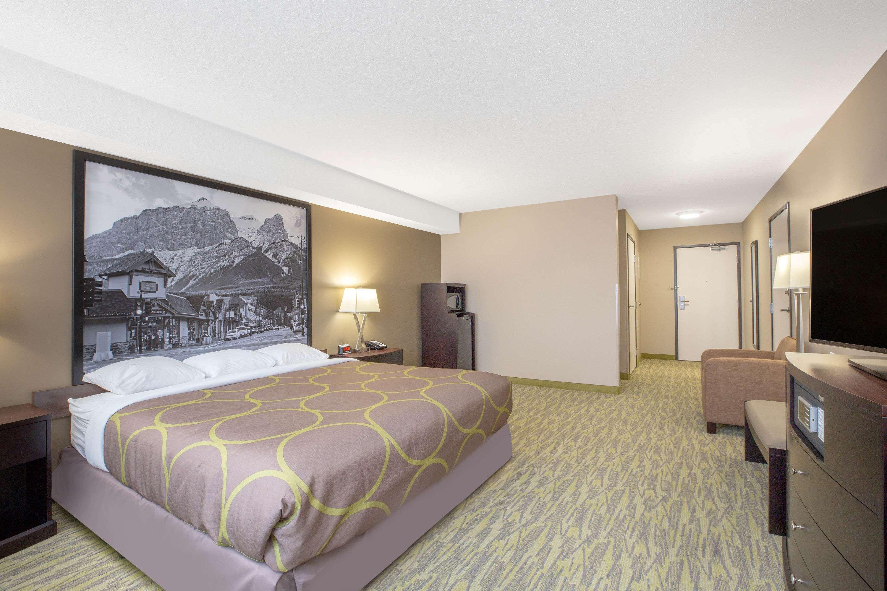 Super 8 By Wyndham Canmore Zewnętrze zdjęcie