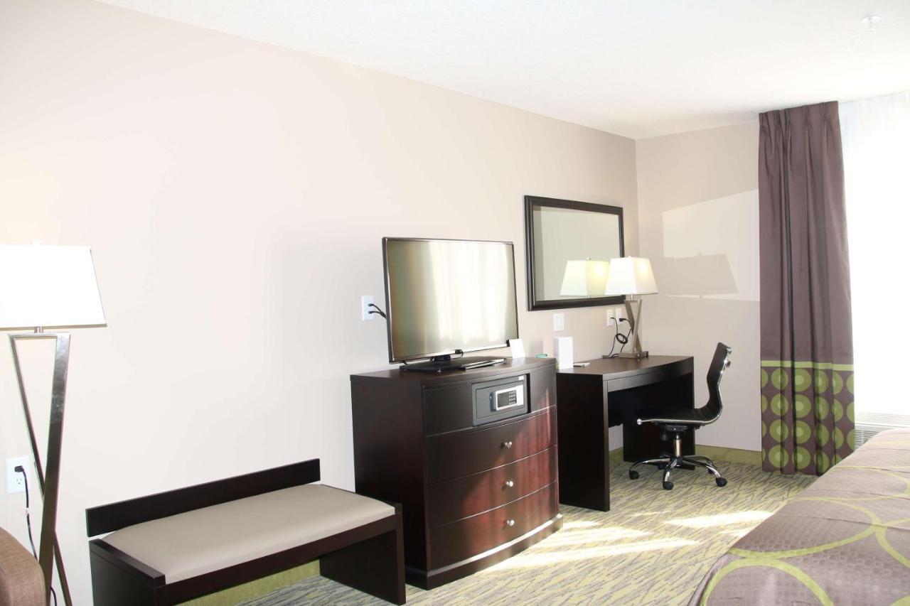 Super 8 By Wyndham Canmore Zewnętrze zdjęcie