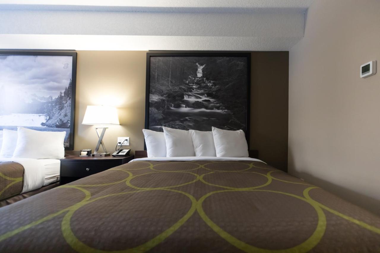 Super 8 By Wyndham Canmore Zewnętrze zdjęcie