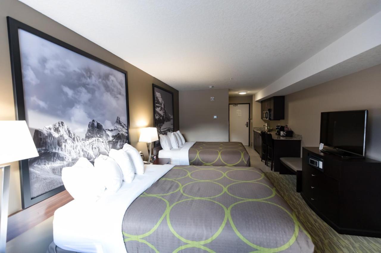 Super 8 By Wyndham Canmore Zewnętrze zdjęcie