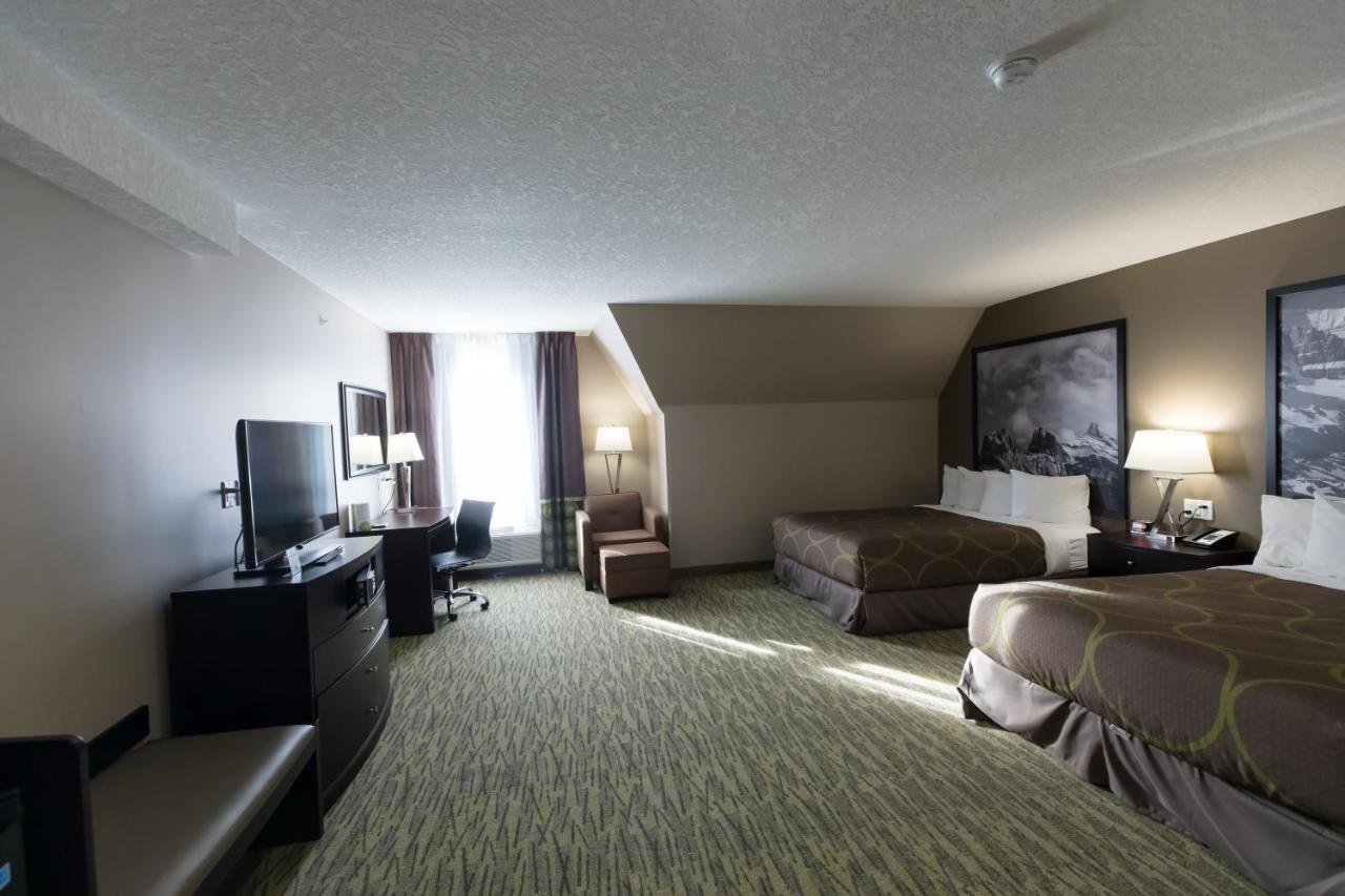 Super 8 By Wyndham Canmore Zewnętrze zdjęcie