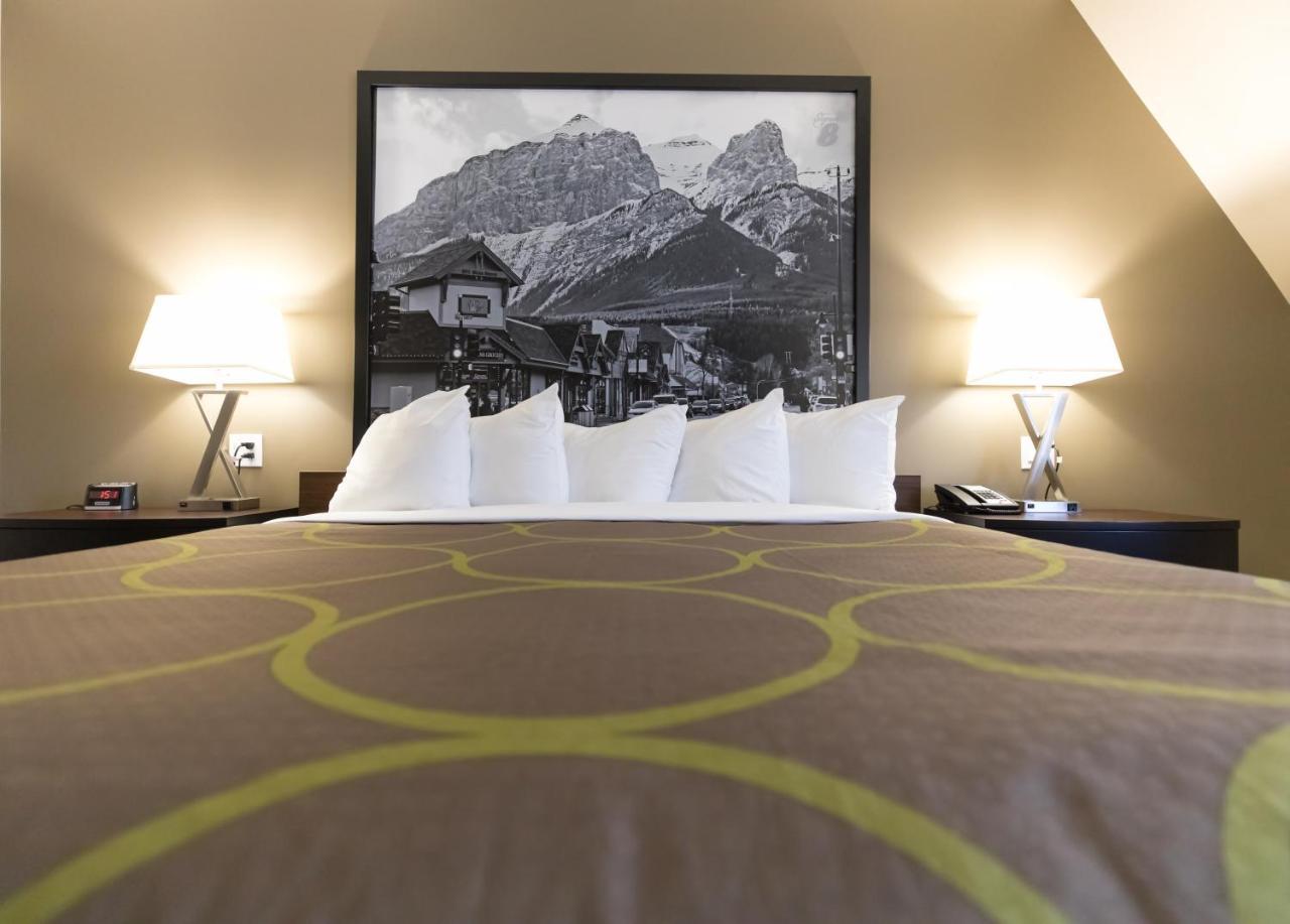 Super 8 By Wyndham Canmore Zewnętrze zdjęcie